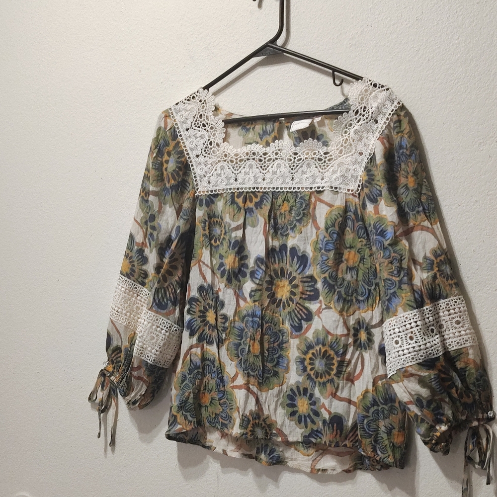 Zac & Rachel Multicolor Floral Blouse with Lace‎ Accents Size M - Picture 3 of 11